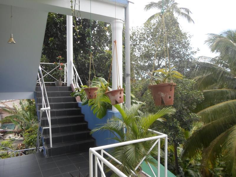 Kingdom Gate Hotel Katugastota Exterior photo